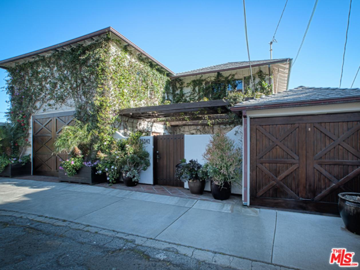 25342 Malibu Rd