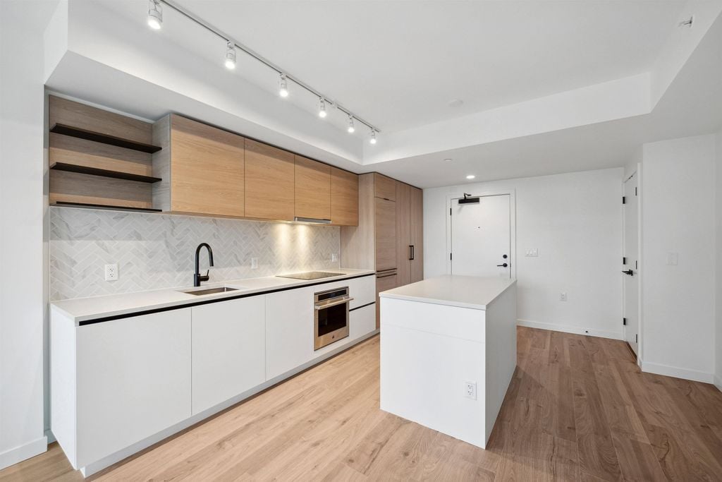 13428 105 Ave, #505