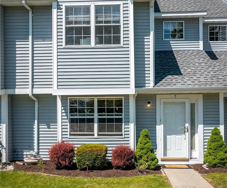 7 Evergreen Way