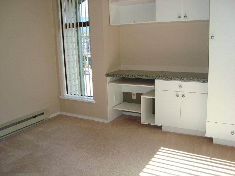 409-2925 Glen Dr