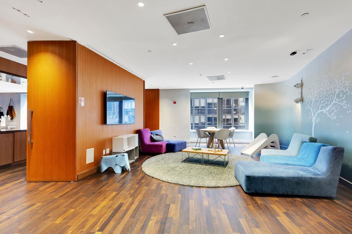 75 Wall Street, Apt 37-K