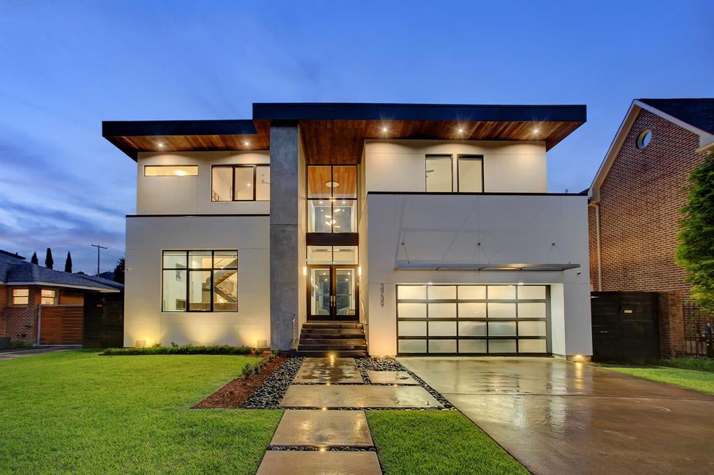 3739 Bellefontaine St