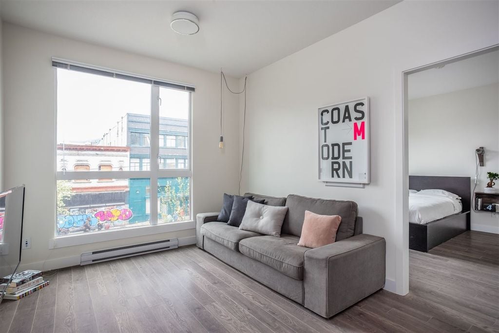 138 E Hastings St, #201