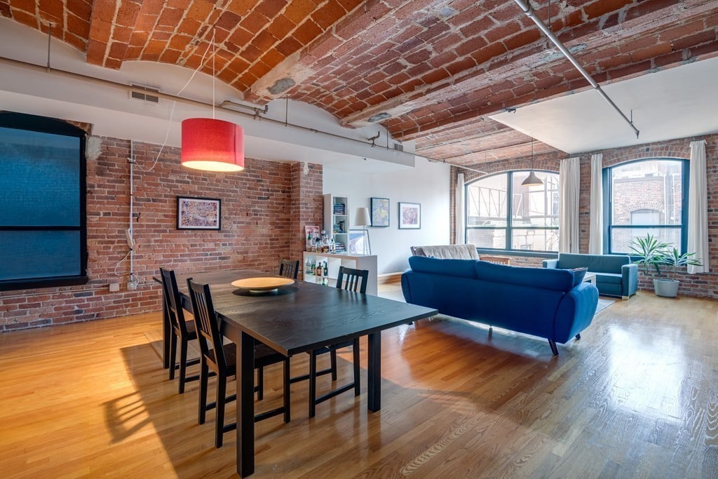 121 Beach St #603