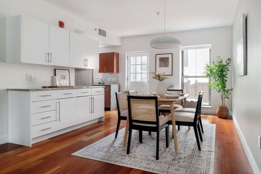 28 2nd St #28