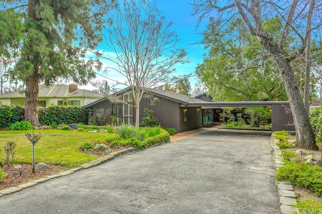 462 Manzanita Ave