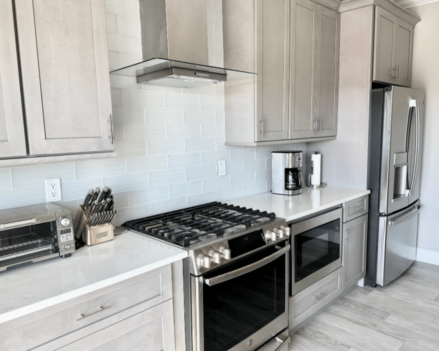 101 W 9th St. Unit 106