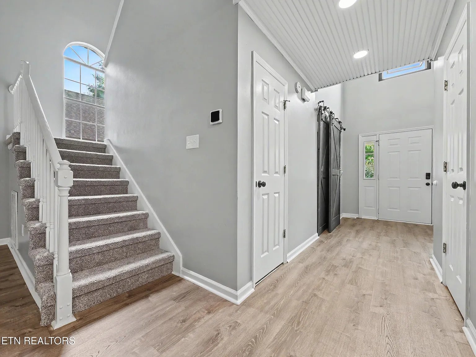 5516 Oakside Drive