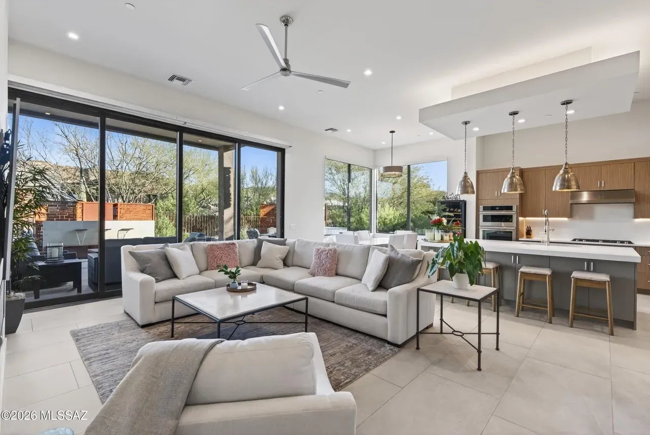 14248 N Hidden Enclave Pl