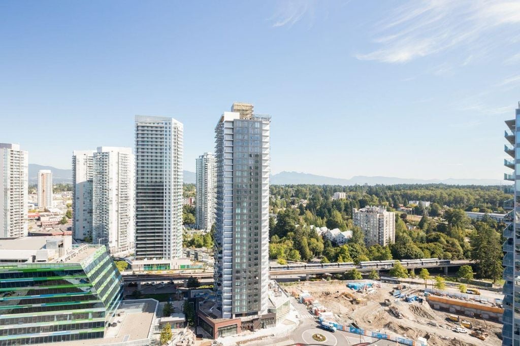 13615 Fraser Hwy, #2508