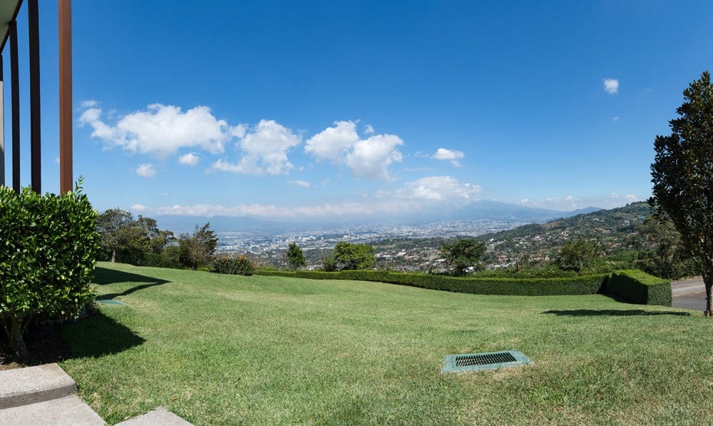 Spacious Property in San Antonio