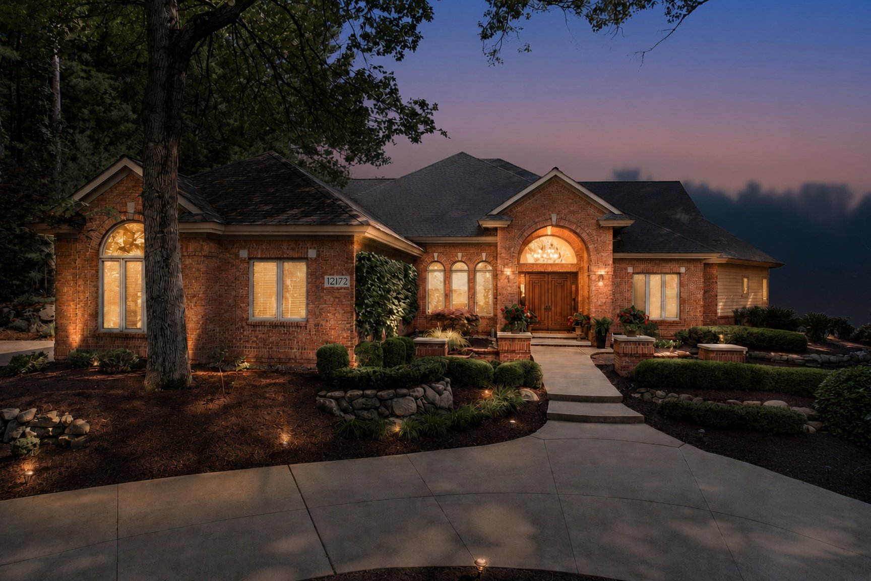 12172 Woodline