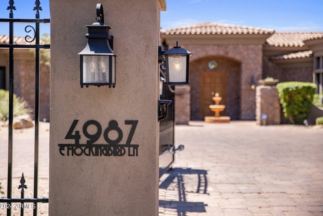 4987 E MOCKINGBIRD LN, Paradise Valley, AZ 85253