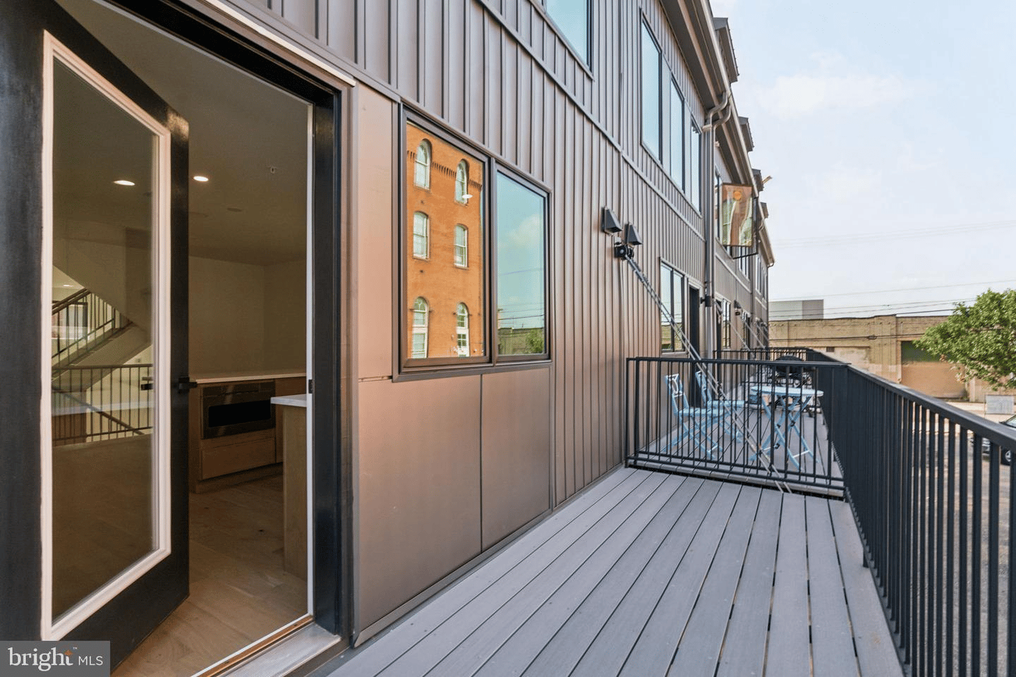 930 S Bonsall St, Philadelphia, PA 19146