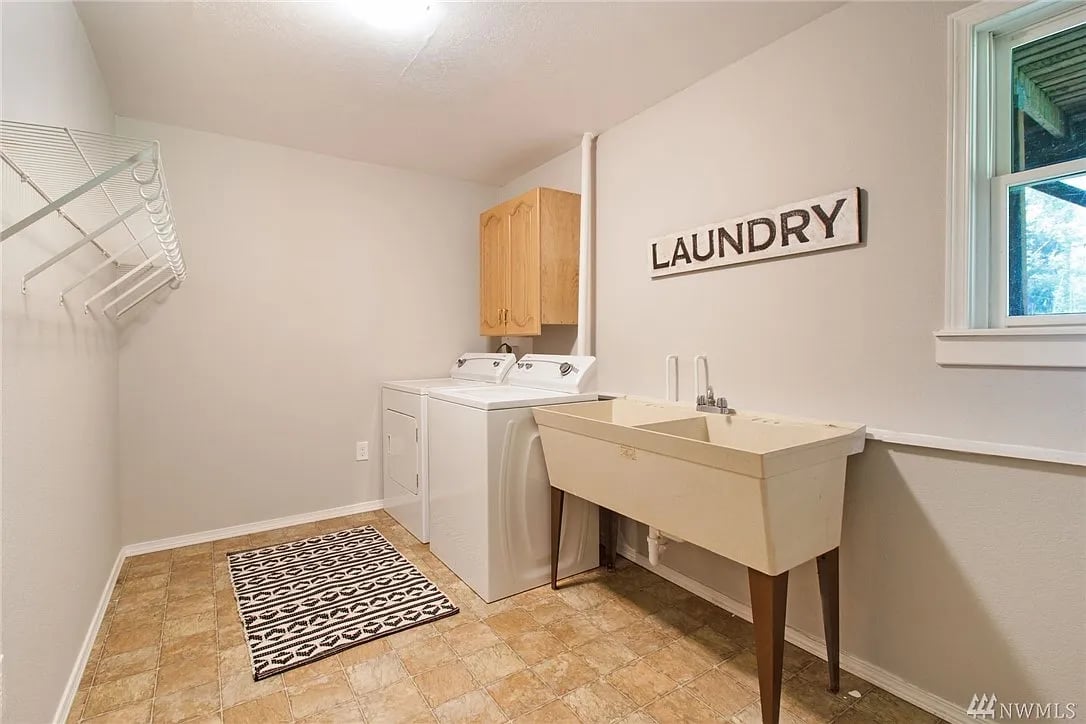 17719 NE Woodinville Duvall Rd