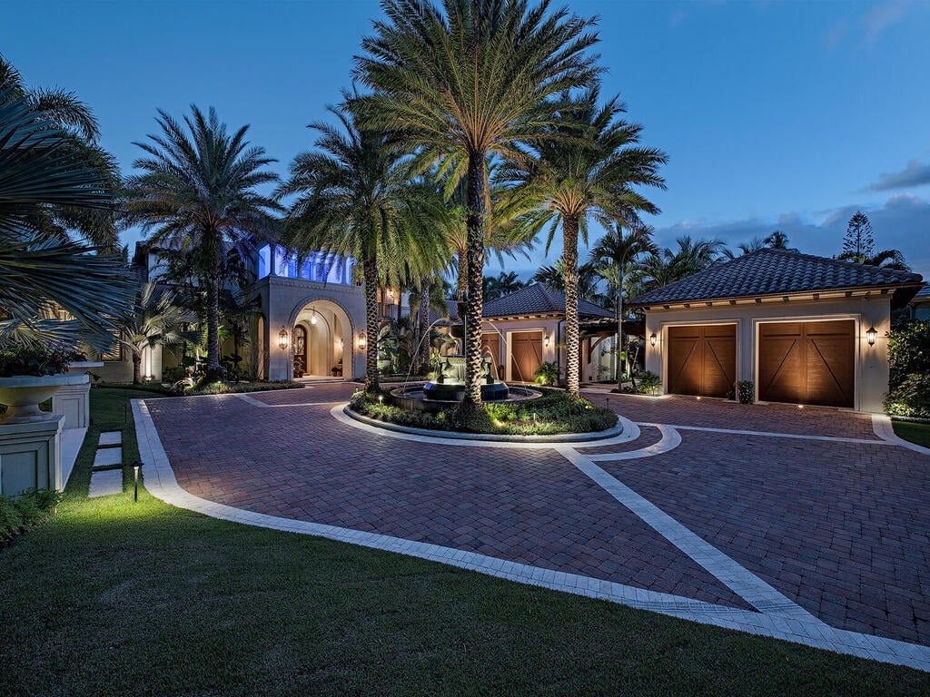 960 17th Avenue South Naples Sold for $18M | Earls Lappin Team