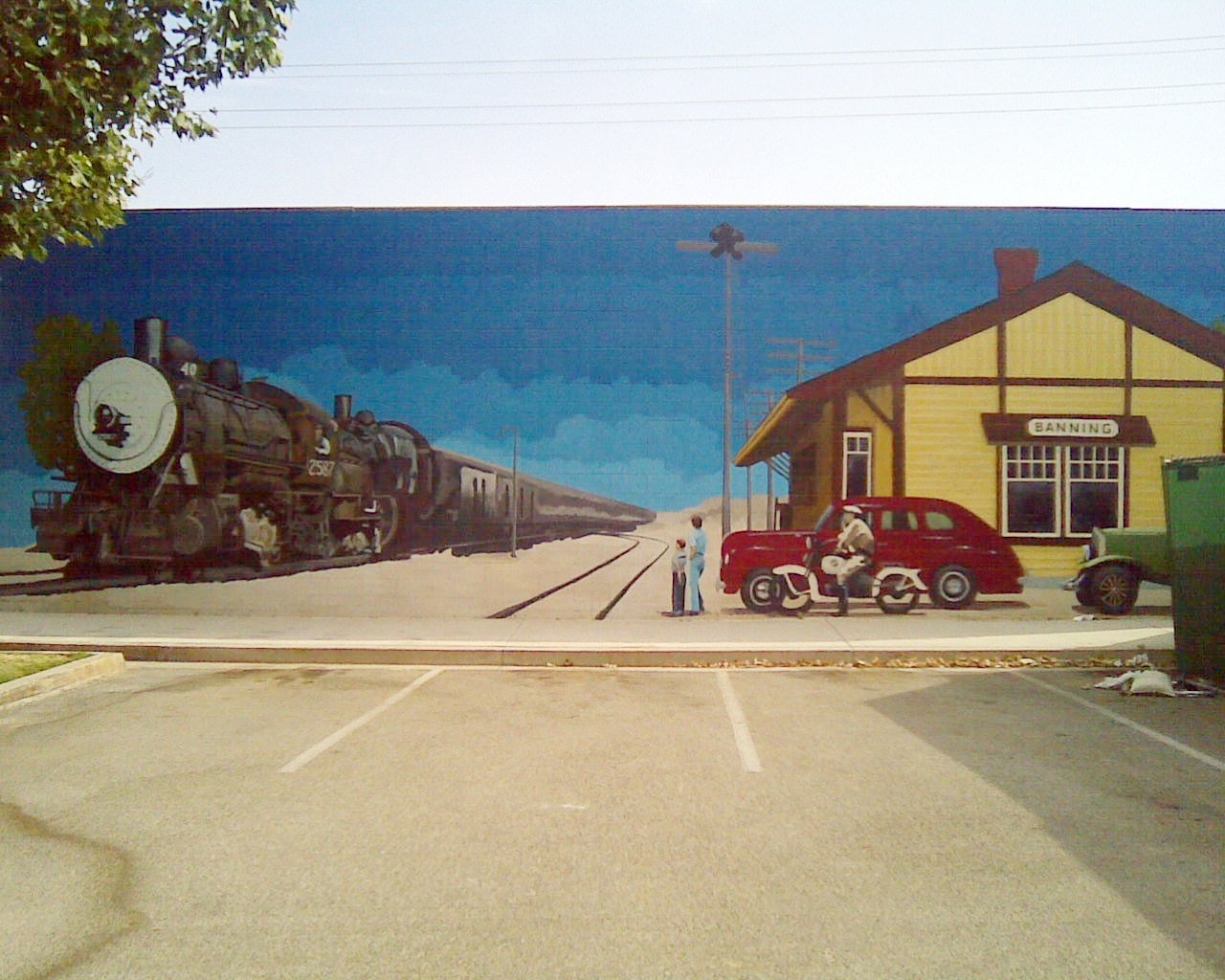Banning public mural depicting the city's historic railroad station and train