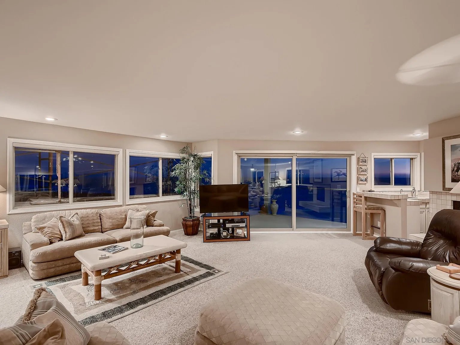 135 S Sierra Ave #31