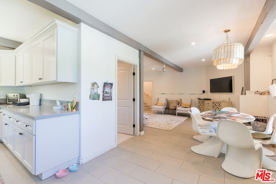 Pinnacle Estate, Wonderland Ave, 90046