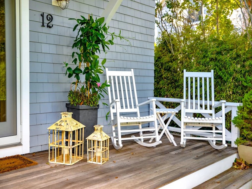 12 Pocasset Ave