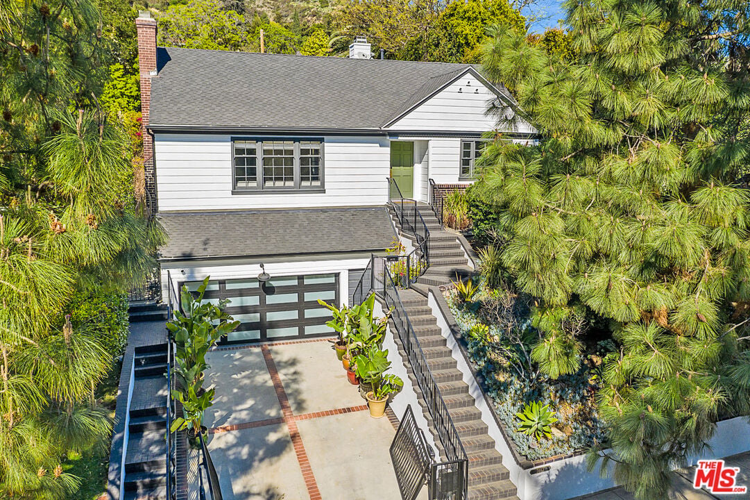 7463 Franklin Ave
