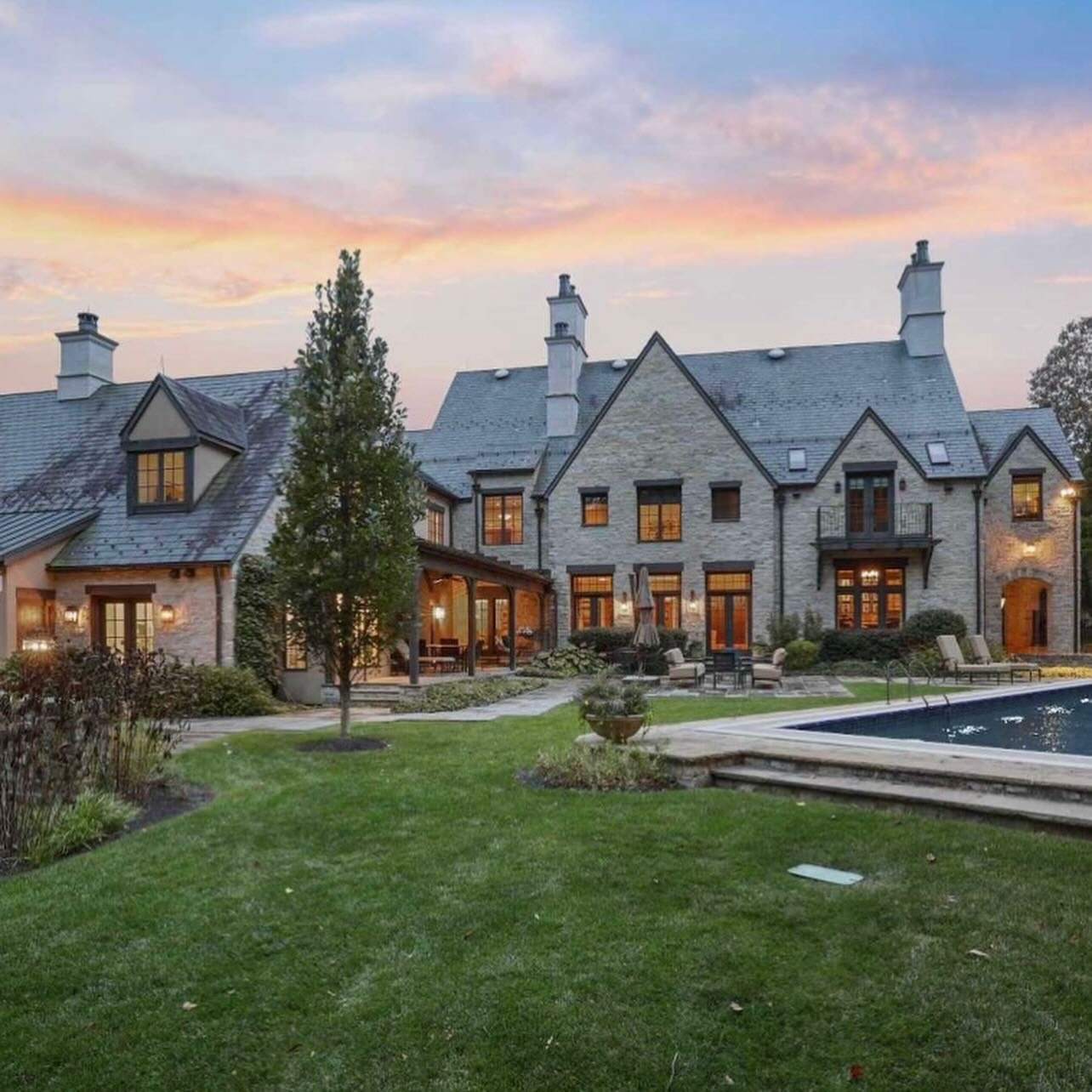 9 Saddlebrook Lane