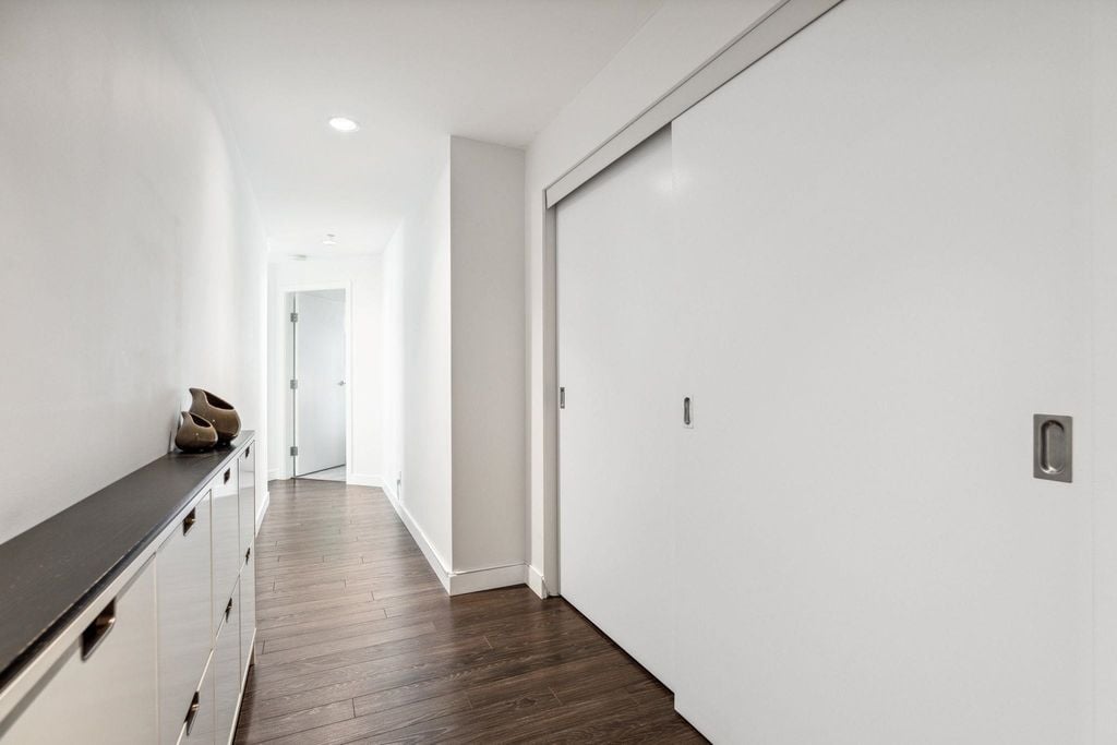 128 W Cordova St, #3506
