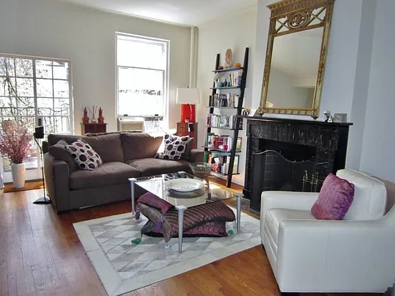 48 W 11th St 2