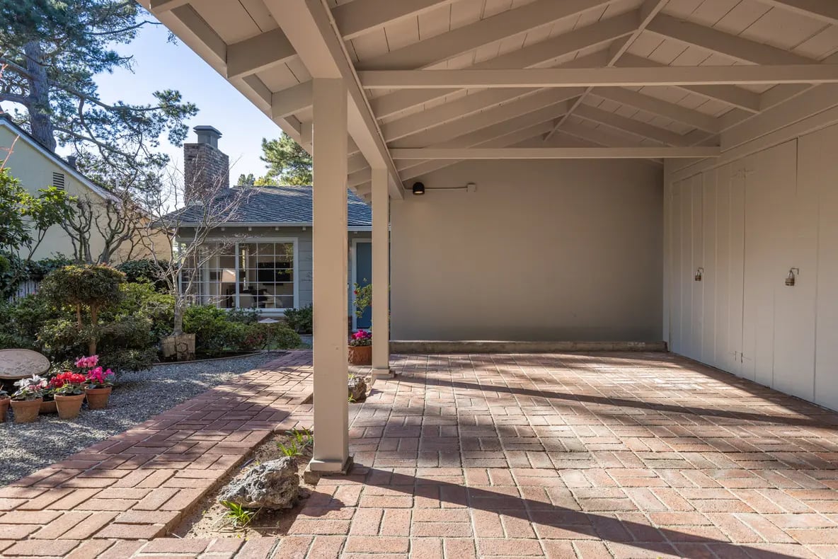 Carmelita Cottage