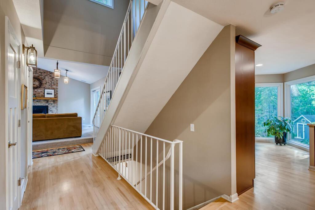 4100 Auburn Dr