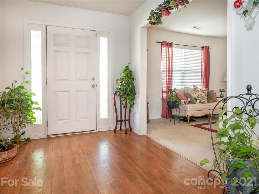 2014 Darbywine Dr