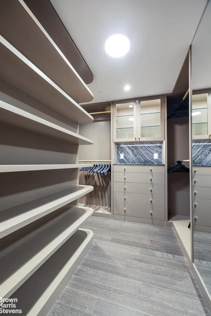 301 Park Avenue #2911