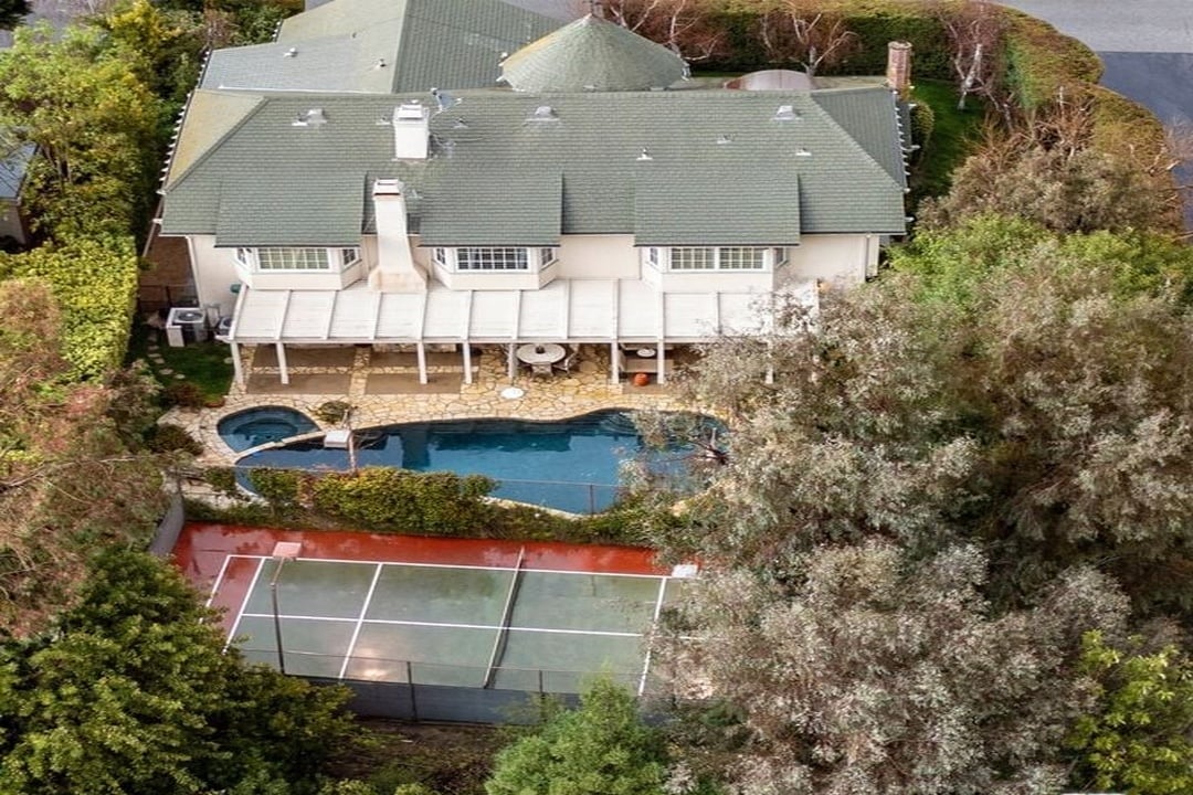 Deep Canyon Dr, 90210