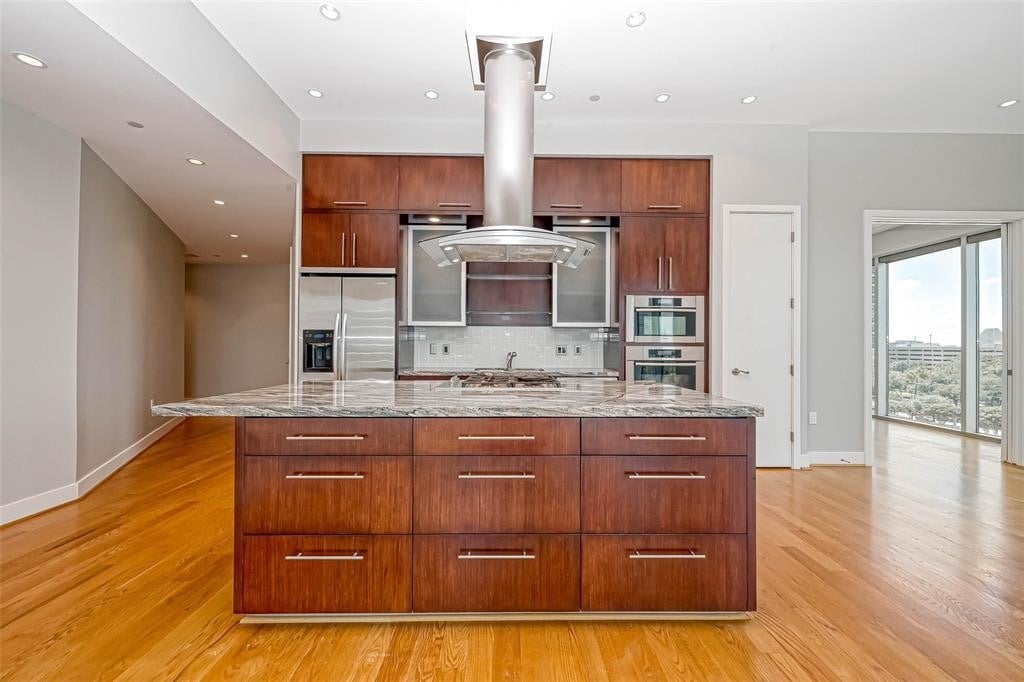 1600 Post Oak Blvd Unit 701