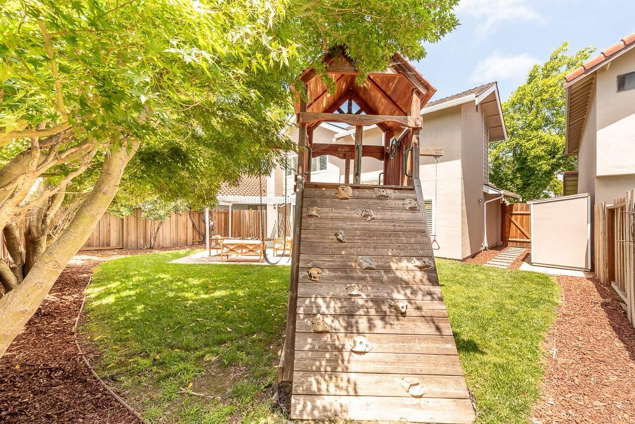 Gorgeous Remodeled Ponderosa Home!