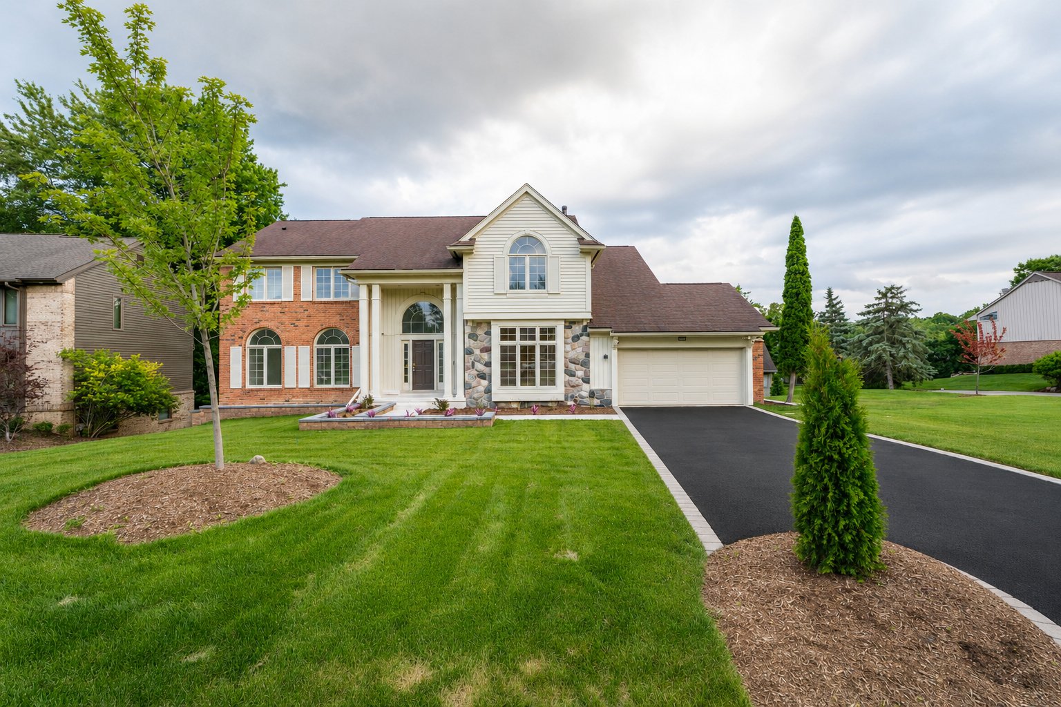 4802 Panorama Circle