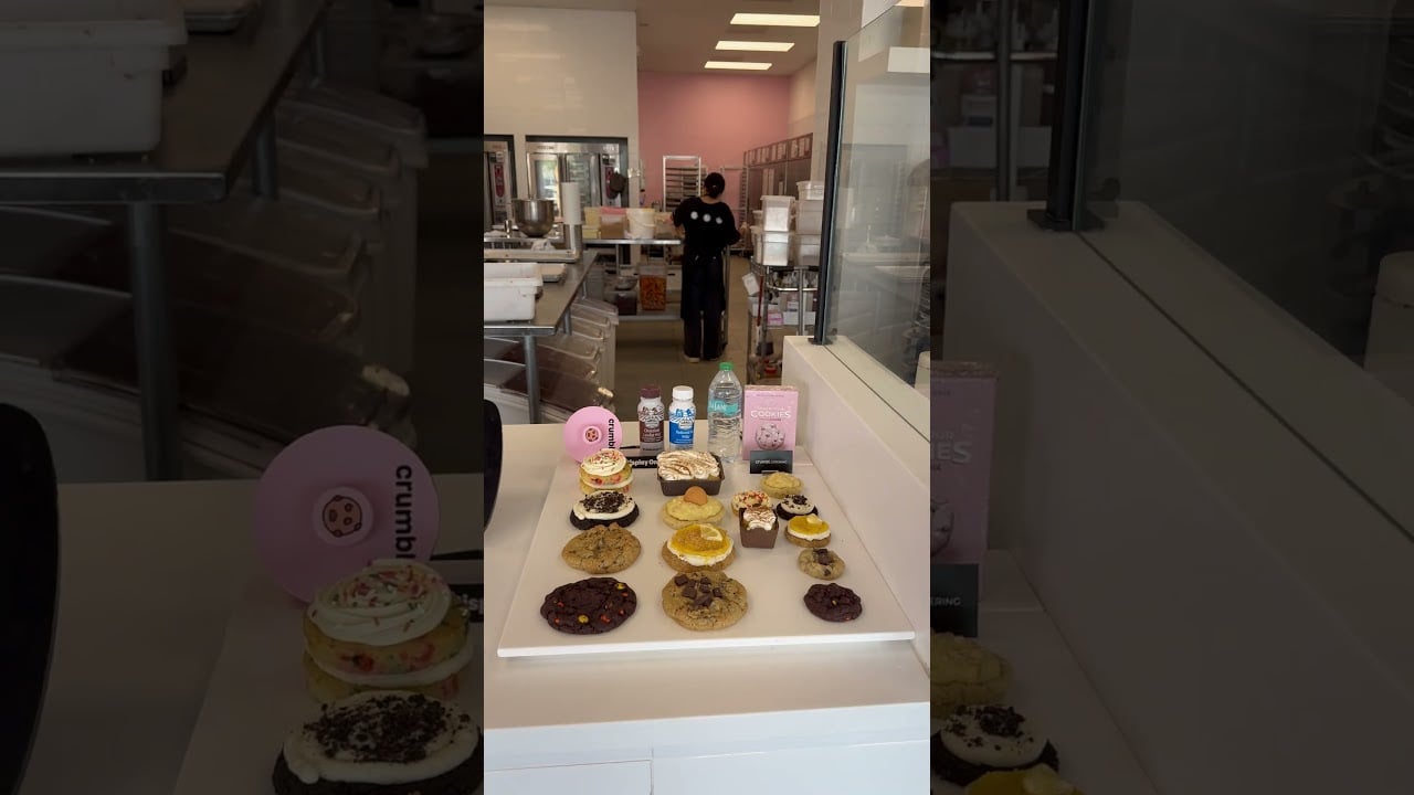 a great cookie store in Vero Beach. Ben Bryk Luxury Realtor covering Vero Beach