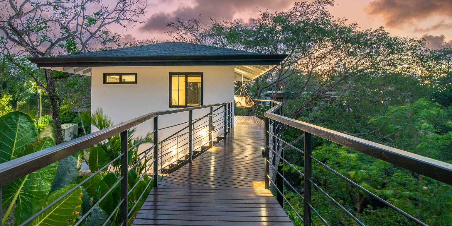 Villa Frangipani, Playa Hermosa, Santa Teresa , Cóbano (C. M. D.)