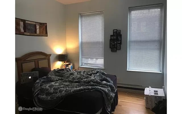 36-09 Ditmars Boulevard Unit: 2F
