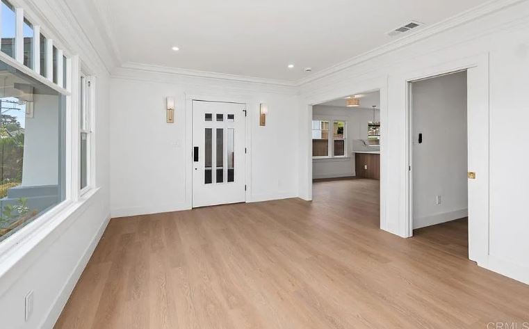 912 Bush St San Diego, CA 92103