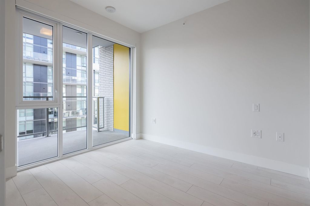 8575 Rivergrass Dr, #554