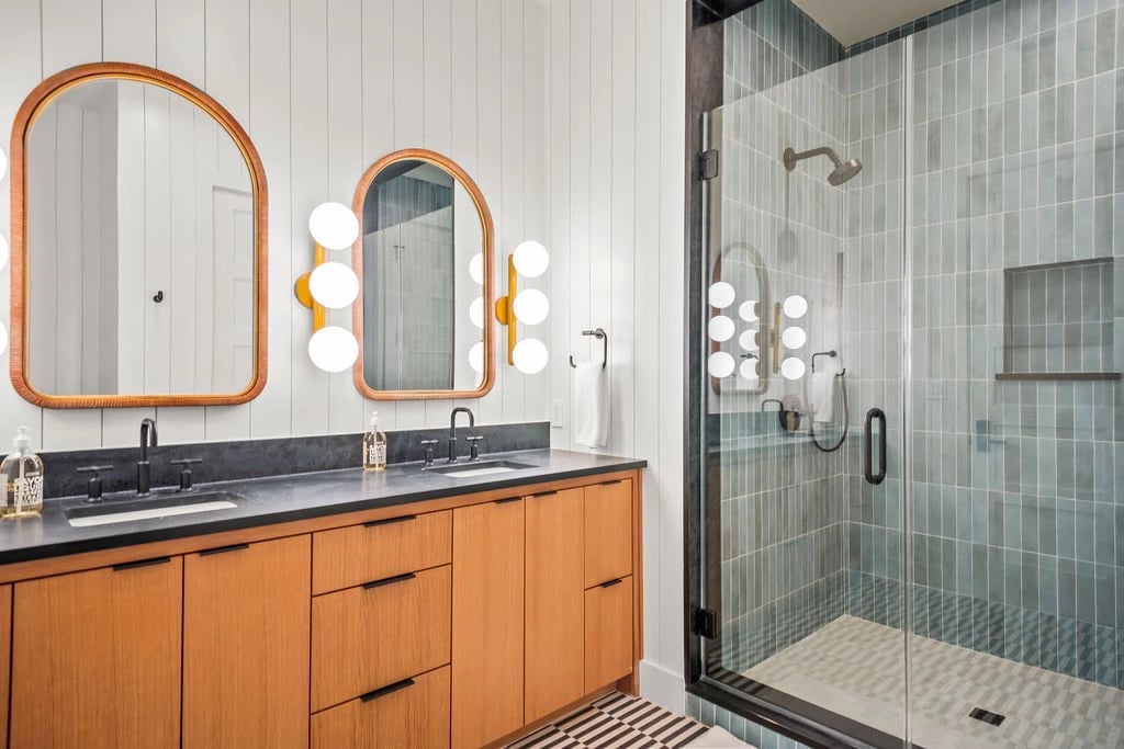 Darling Lane ~ Custom Residence