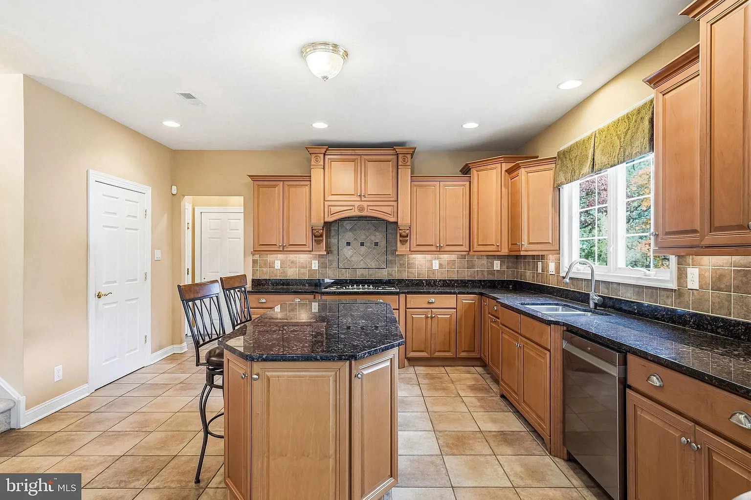 950 Bortons Landing Rd