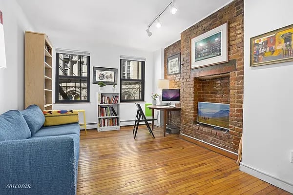 118 Suffolk Street #2B