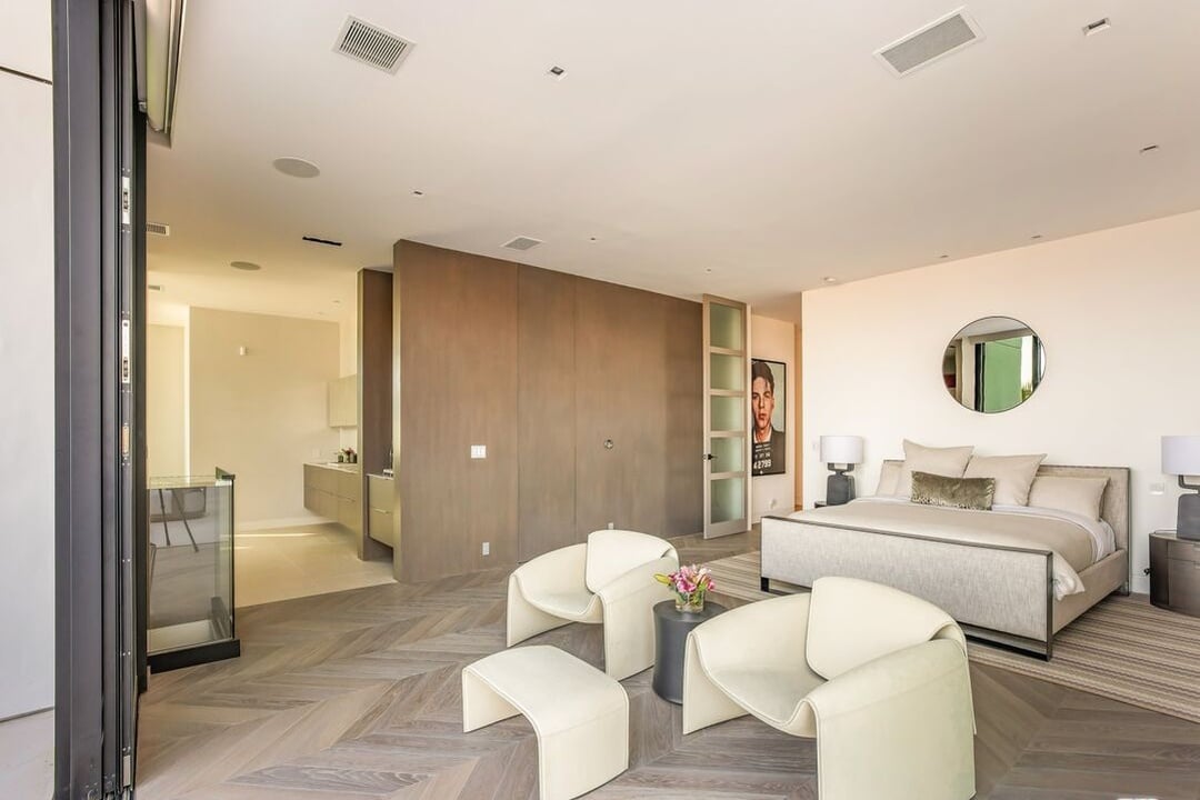 Monarch Crest, Sierra Mar Pl, 90069