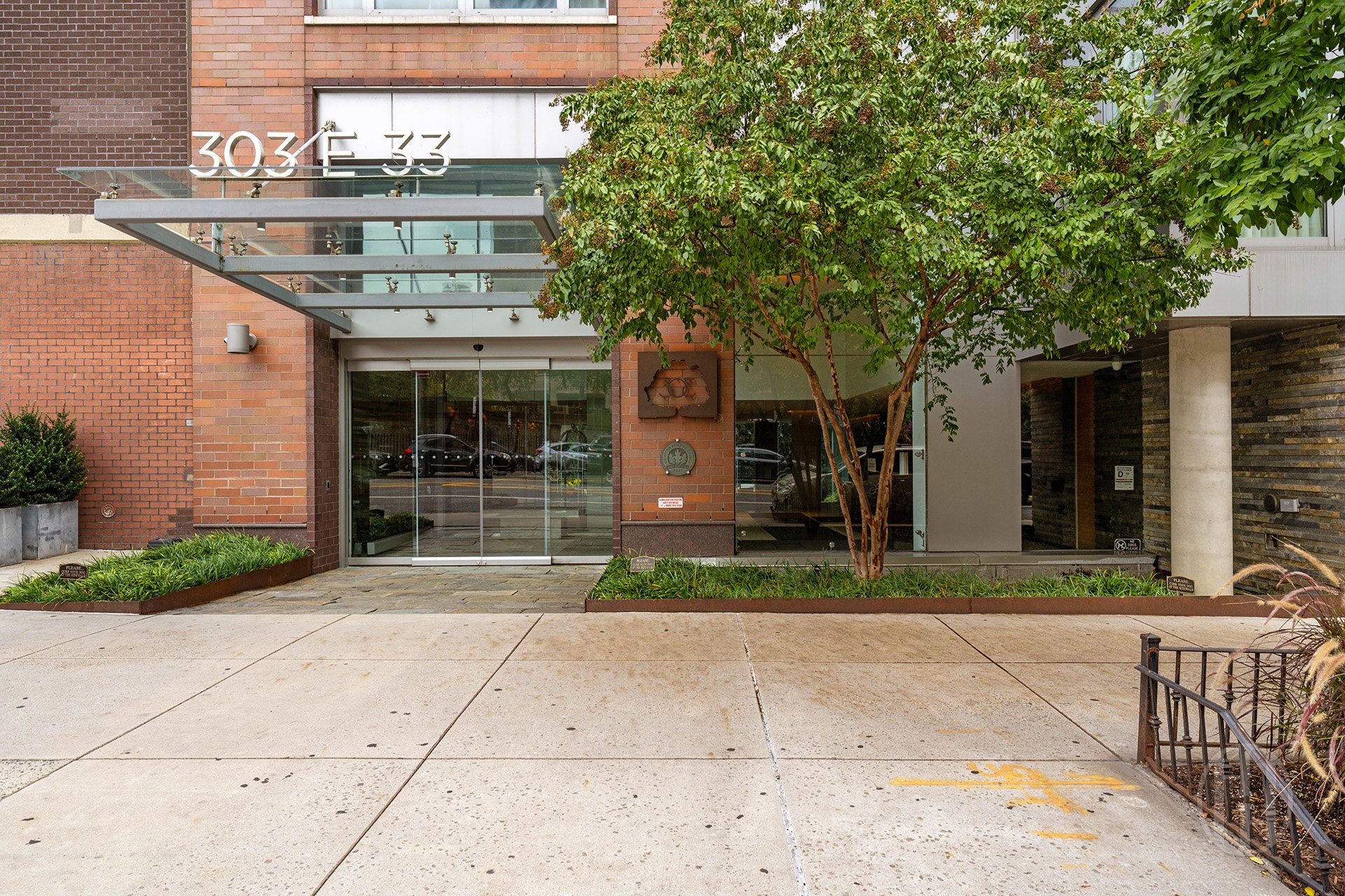 303 E 33rd Street 9E
