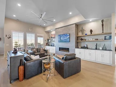 2819 W Mirabella Dr