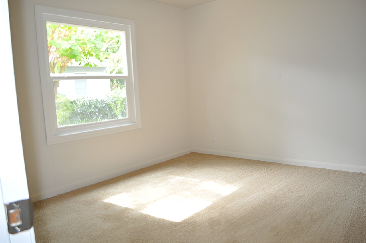 New Listing in the Arden Area of Sacramento! 4424 Ravenwood Way 95821