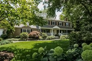 6 Birchwood Lane