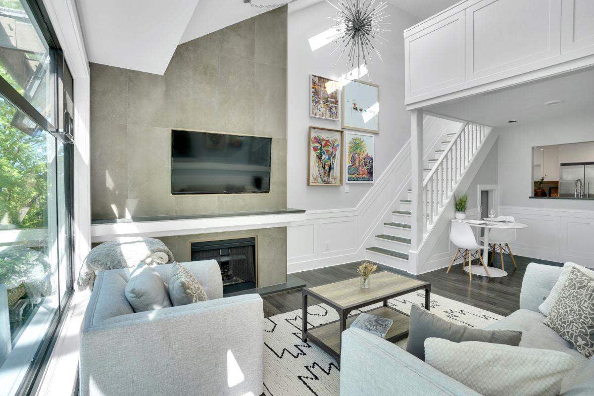 303-1702 Chesterfield Avenue, North Vancouver